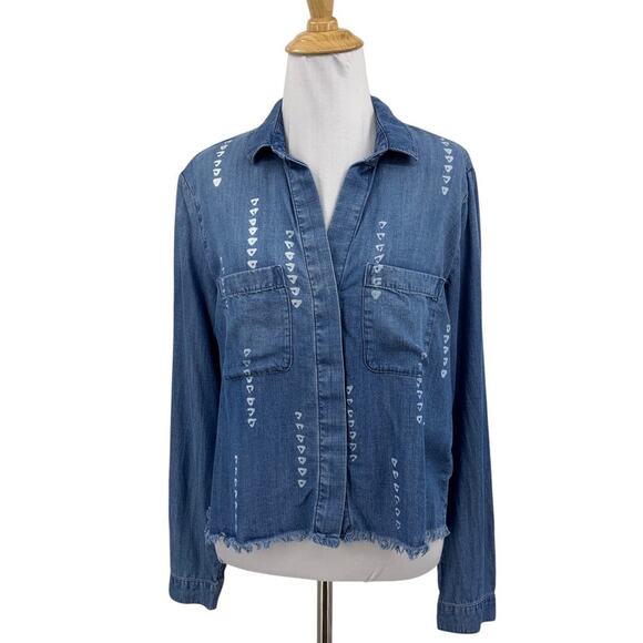 Cloth & Stone Shirt Womens S Small Blue Chambray Raw Hem Cropped Hidden Buttons - Picture 1 of 10